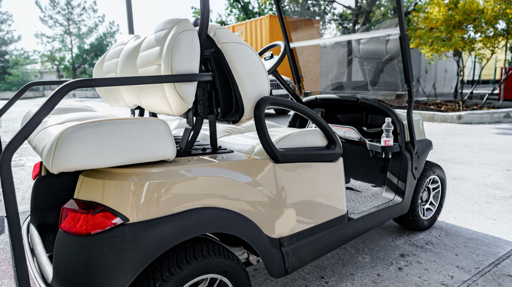 The-Ultimate-Guide-to-Golf-Cart-Covers-&-Enclosures